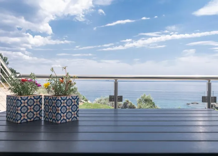 Apartahotel Mg & PalaiónTsiflíkion