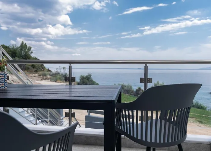 Mg & 4* PalaiónTsiflíkion